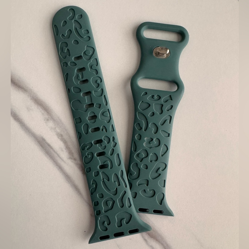 Silcon Leopard Apple Watch Band
